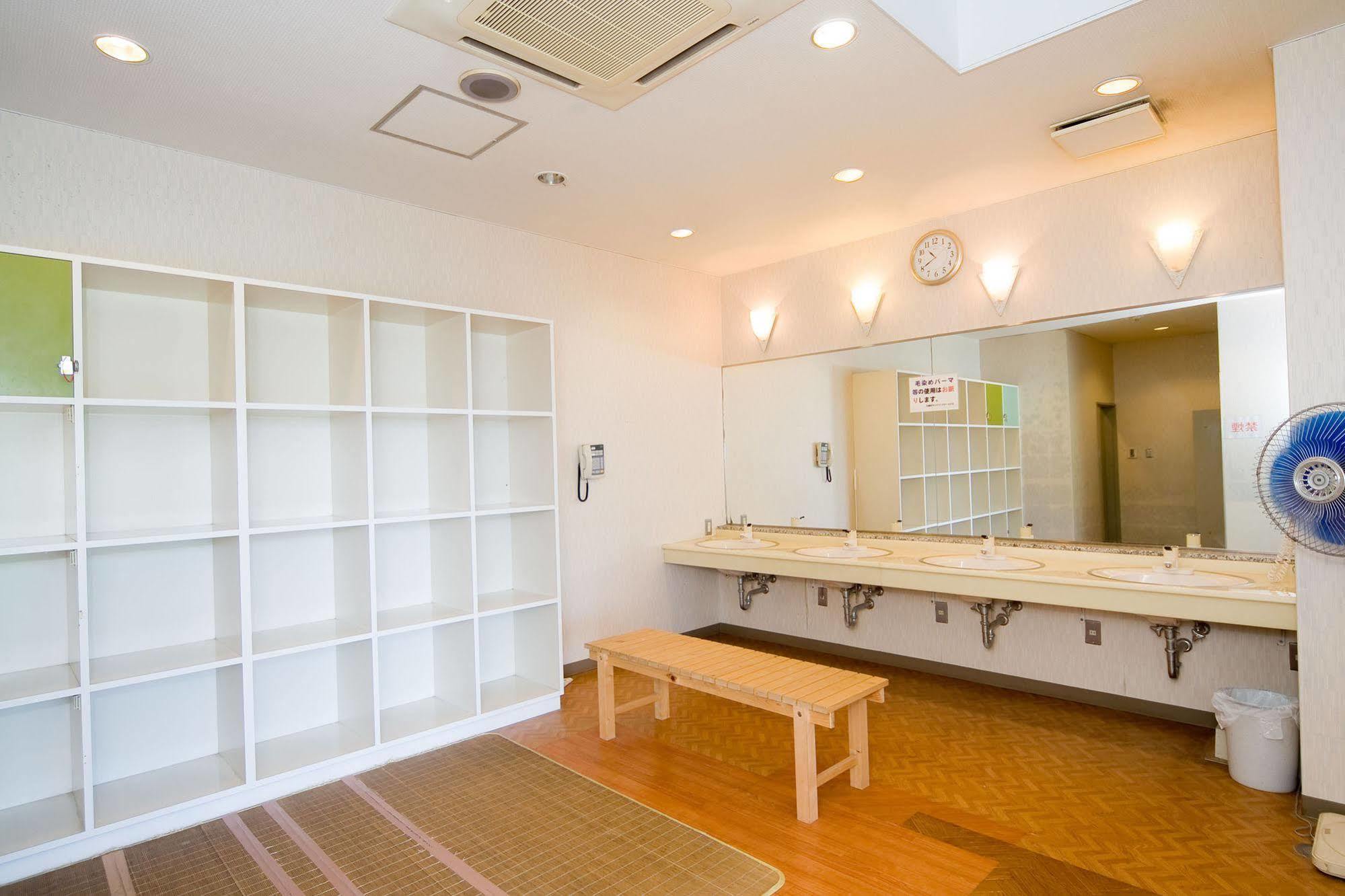 Hotel Yuzuruhaso à Minamiawaji Extérieur photo